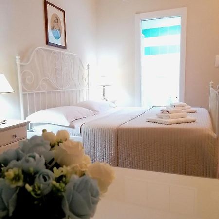 โรมเบสต์ Bed & Breakfast ภายนอก รูปภาพ