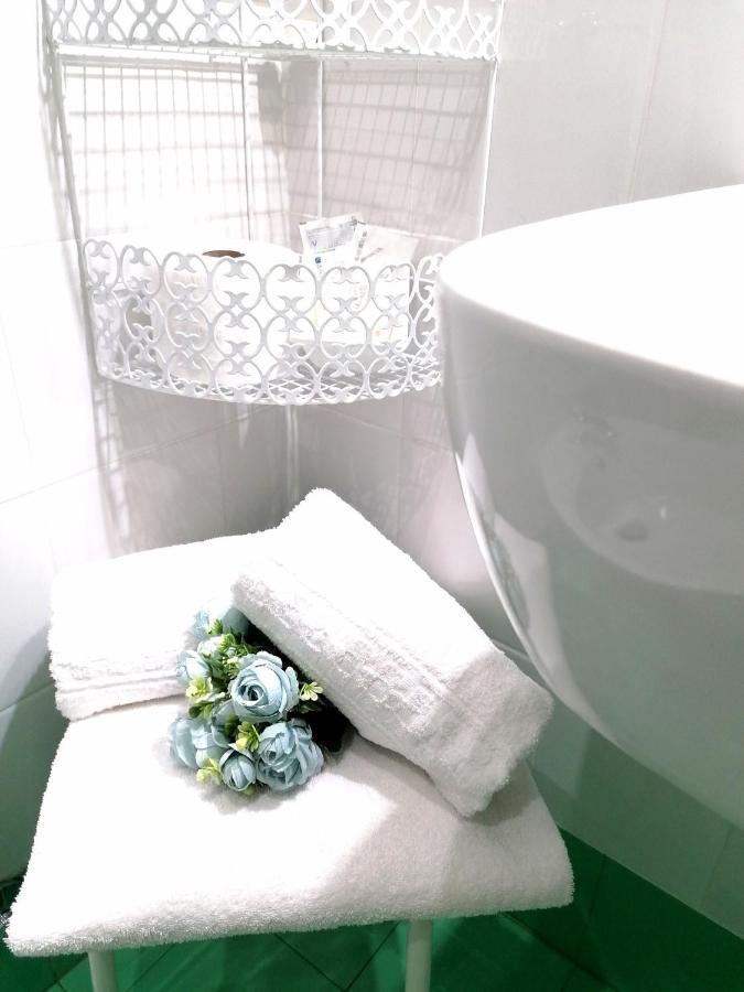 โรมเบสต์ Bed & Breakfast ภายนอก รูปภาพ