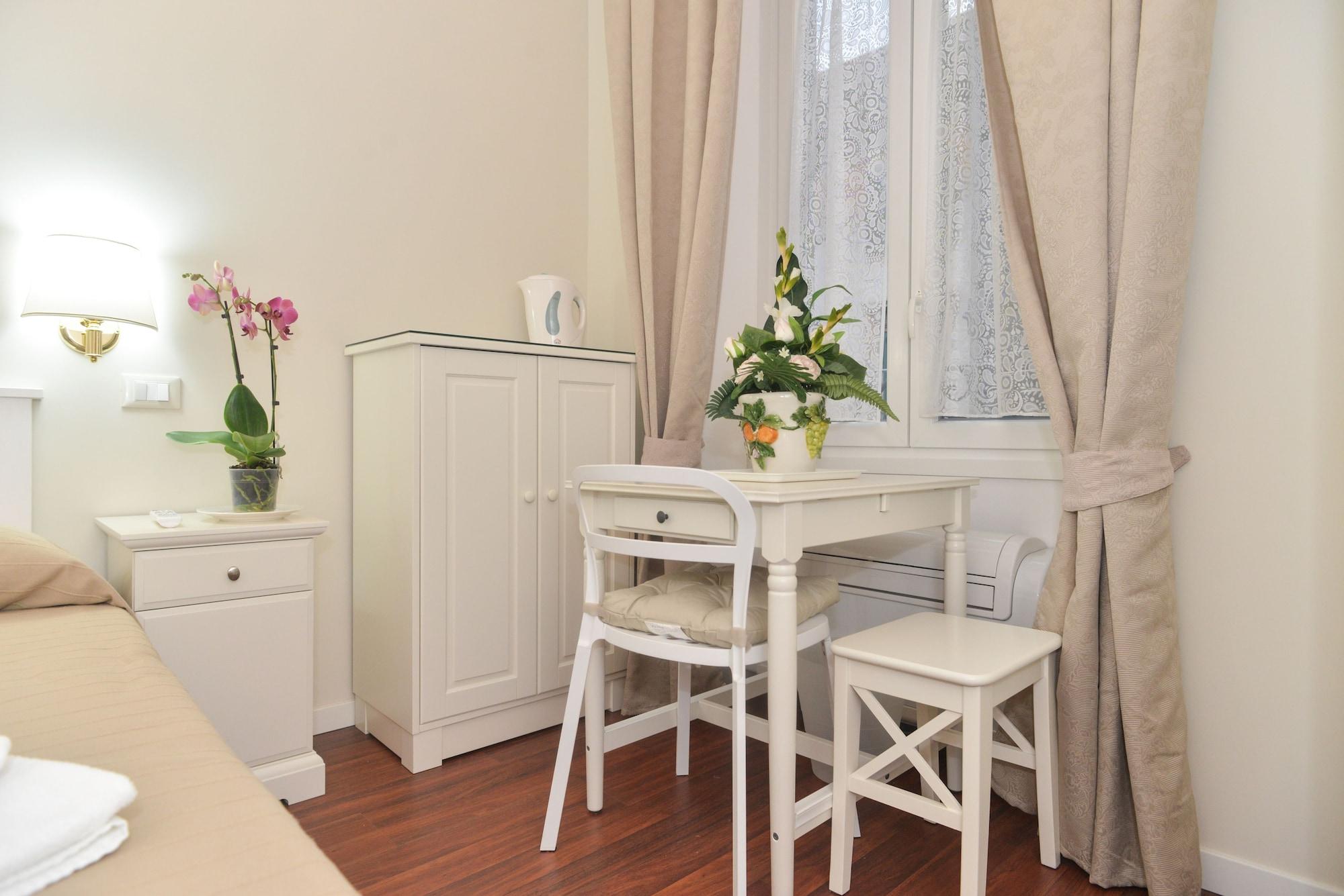 โรมเบสต์ Bed & Breakfast ภายนอก รูปภาพ