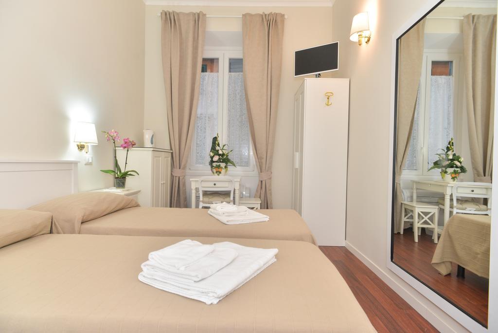 โรมเบสต์ Bed & Breakfast ห้อง รูปภาพ