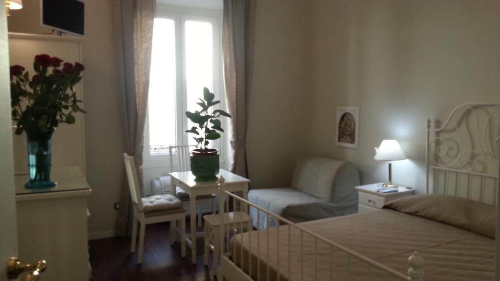 โรมเบสต์ Bed & Breakfast ห้อง รูปภาพ